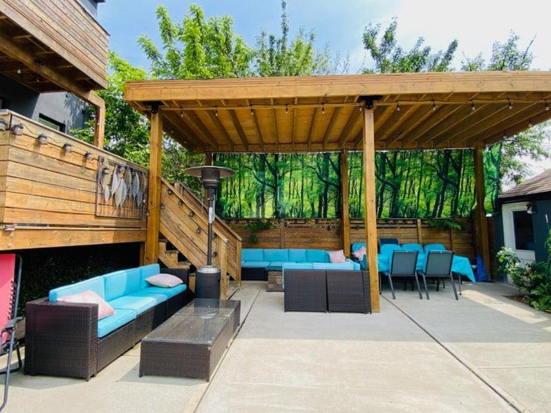 Lovely II Space Share A Room East York Canada Торонто Экстерьер фото